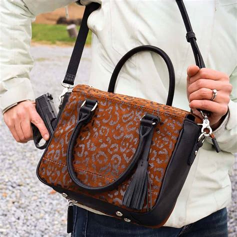 purse with concealed carry pocket